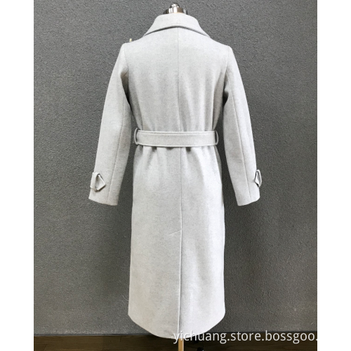 vêtements d&#39;hiver gris pour femmes
